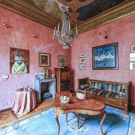 Turin Art Experience Bed & Breakfast-3